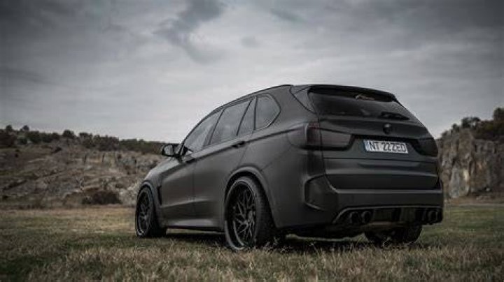 2560x1440 Z Performance BMW X5 Black Matte Rear 1440P Resolution HD 4k