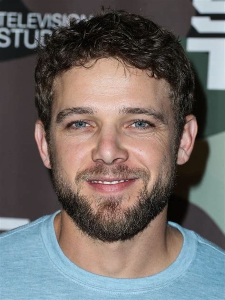 8 best max thieriot images on Pinterest Max thieriot, Bates motel and