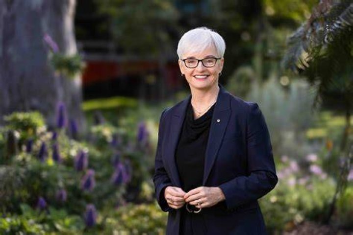 About Emma Johnston Medium