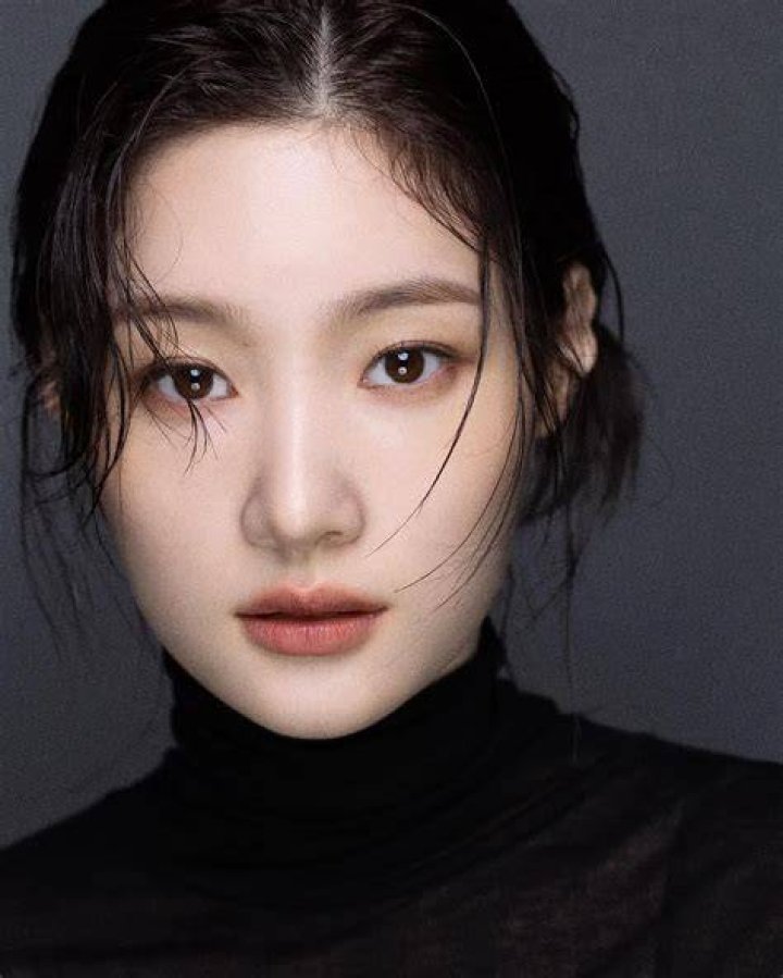 Actor Spotlight Seo YeJi TheKMeal