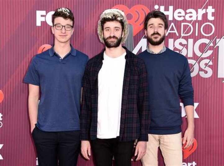 AJR at iHeart radio awards r/AJR