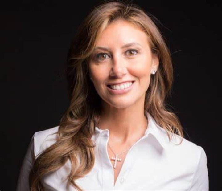 Alina Habba Age, Wiki, Husband, Kids, Boyfriend, Family, Photos, Net