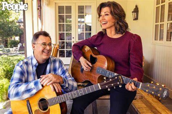 Amy Grant legt mit &bdquo;Trees We&rsquo;ll Never See&ldquo; ein musikalisches Comeback hin