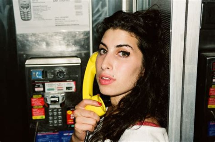 Amy Winehouse’un hayatı biyografik film oluyor Londra Gazete