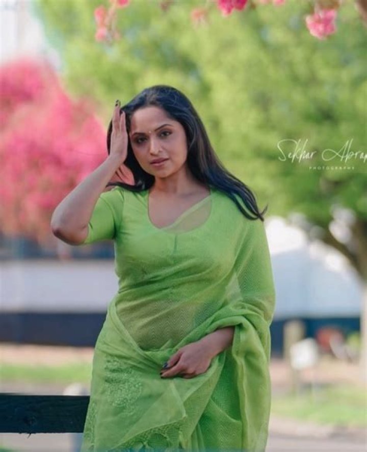 Anusha Nair r/malluhorny
