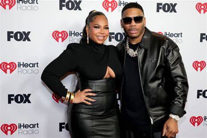 Ashanti Bio, Net Worth, Dating History, Boyfriend, Married, Family