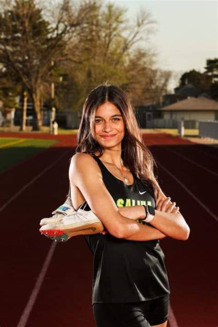 Athlete Spotlight Cy Woods’ Olivia Ogwumike
