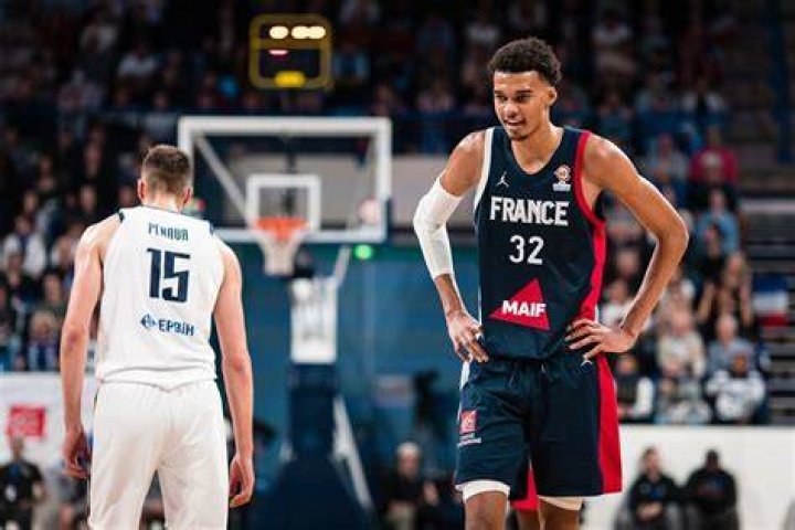 Avec Victor Wembanyama, l'h&eacute;ritage &laquo; frenchie &raquo; rena&icirc;t &agrave; San Antonio