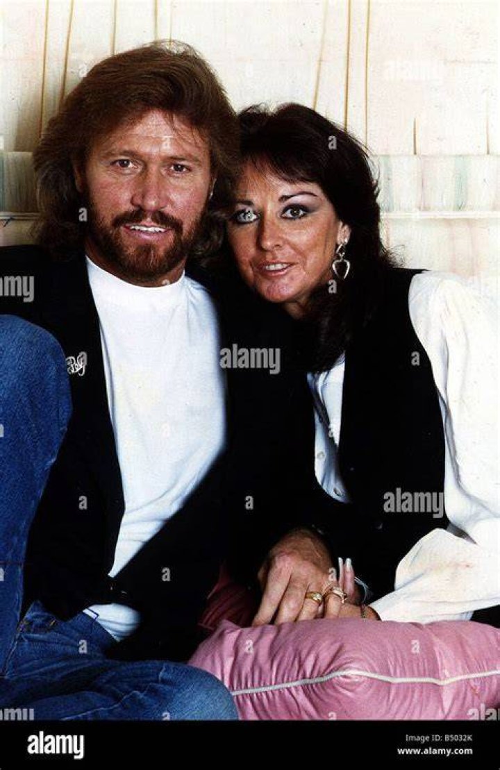 Barry and Linda Gibb Bee gees, Barry gibb, Celebrity couples