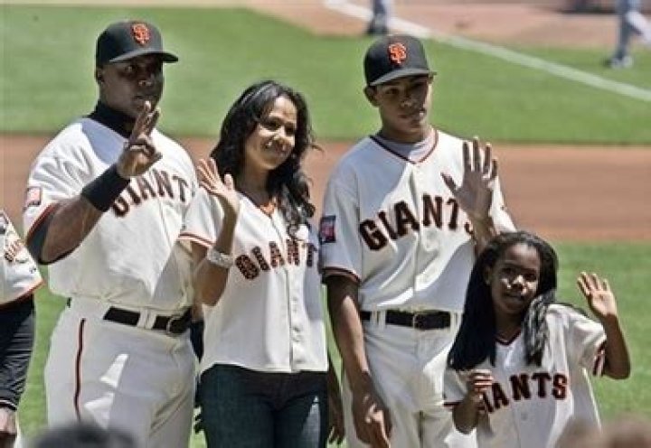 Barry Bonds Children Meet Nikolai Lamar Bonds, Shikari Bonds and Aisha