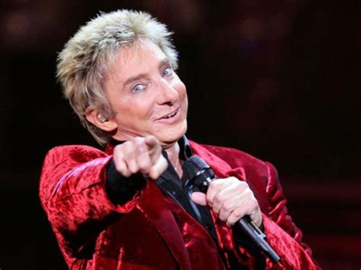 Barry Manilow Singer comes out as gay aged 73 confirming decadeslong