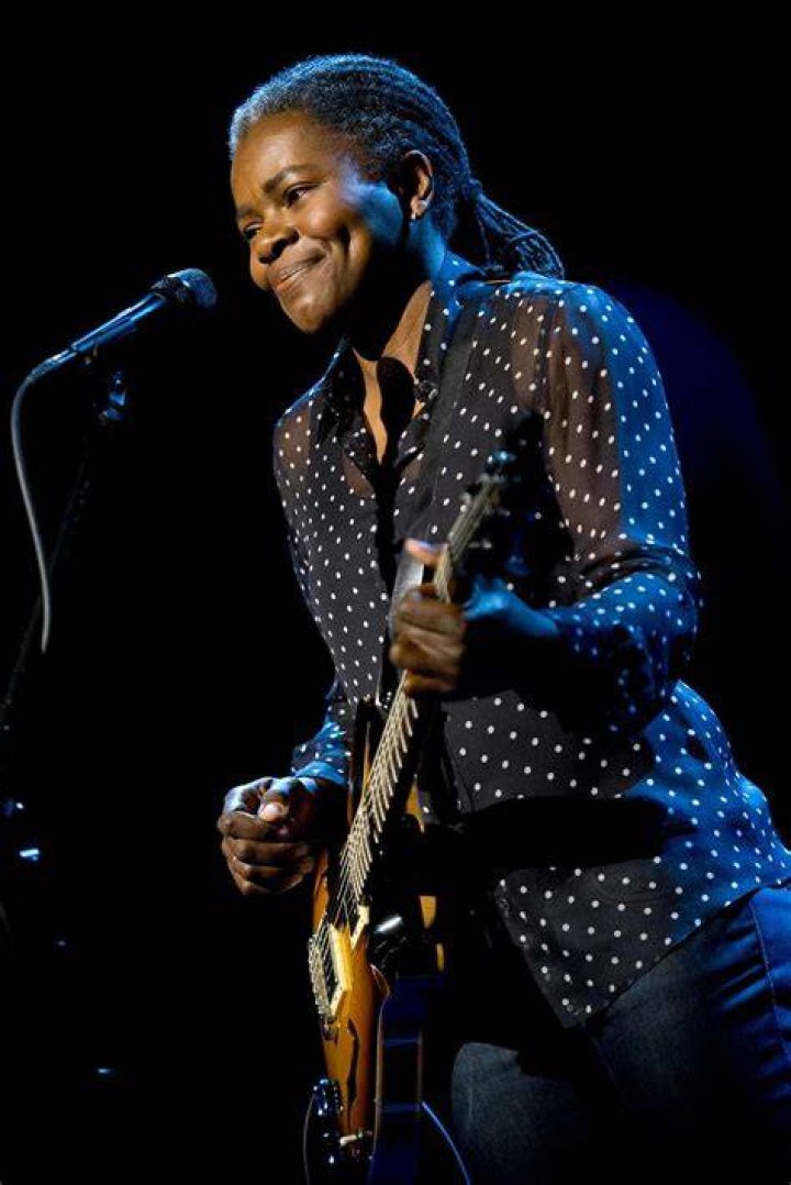 Best Tracy Chapman's Partnerships | Celebrated Collaborations