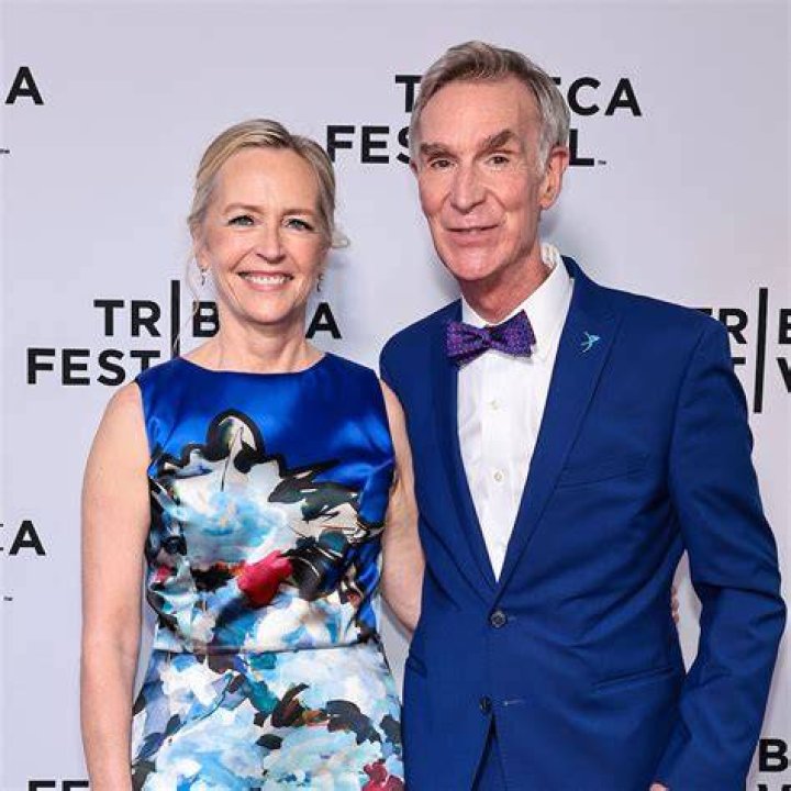 Bill Nye marries journalist Liza Mundy Nestia