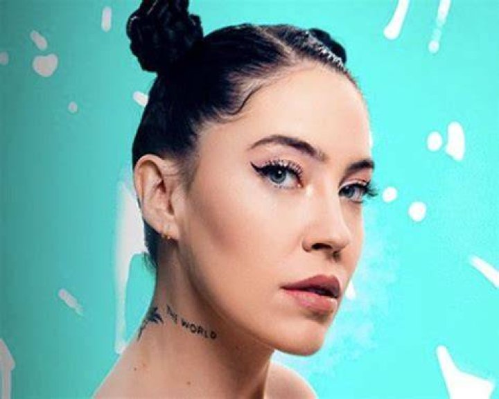 Bishop Briggs - The Evolution Of Music From Sarah McLachlan To Bishop Briggs