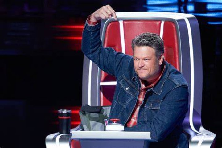 Blake Shelton raises his voice with 'True Story'