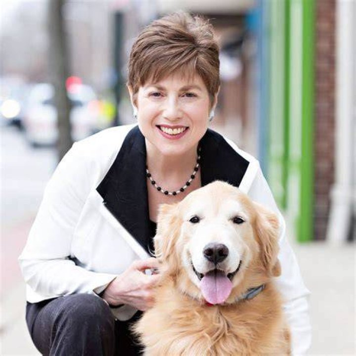 Bonnie Loya Realtor Serving Washington, Allegheny, Beaver, Butler