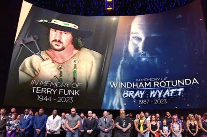 Bray Wyatt, Terry Funk Tributes on WWE SmackDown [VIDEO] TVLine