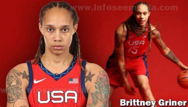 Brittney Griner wiki, bio, age, wife, dunk, net worth, parents, height