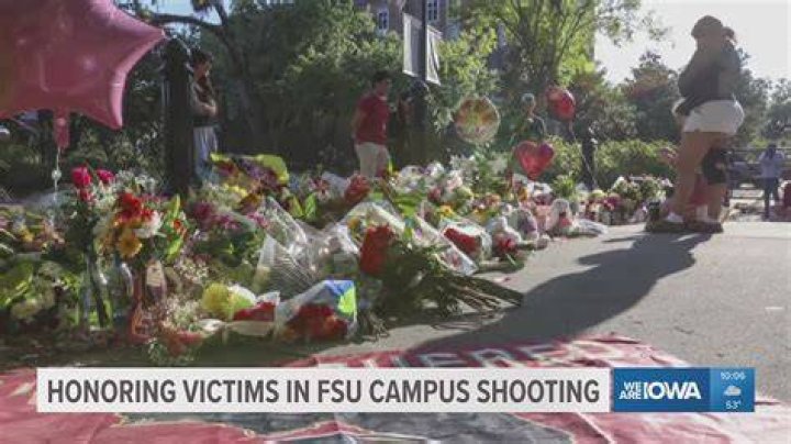 Campus mourns 5 killed in crash Crown College students on mission