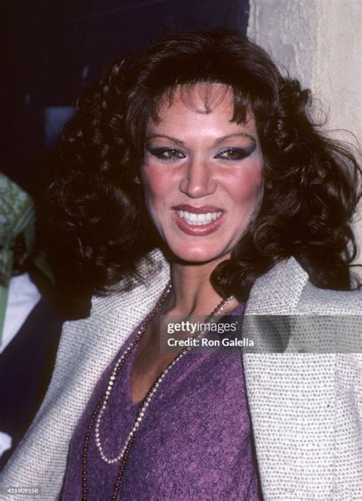 Celebrities Pamela Hensley, Birthday 3 October 1950, Glendale