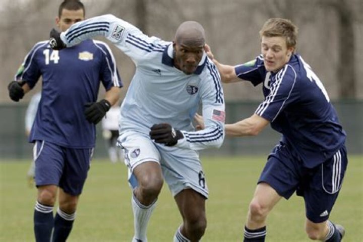 Chad Ochocinco offered reserve role on US pro soccer team