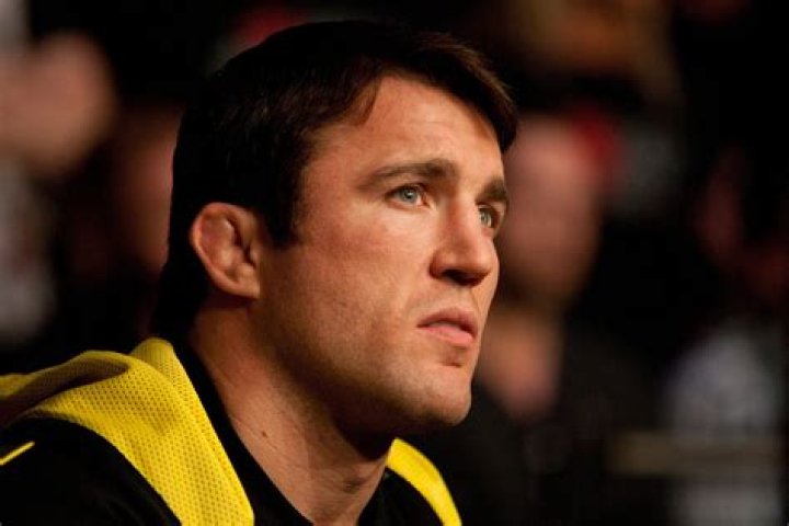 Chael Sonnen believes police &lsquo;humiliated&rsquo; Jones during recent DWI