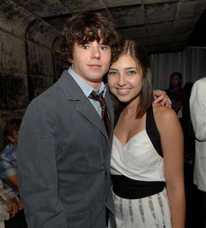 Charlie McDermott 2024 Wife, net worth, tattoos, smoking & body facts