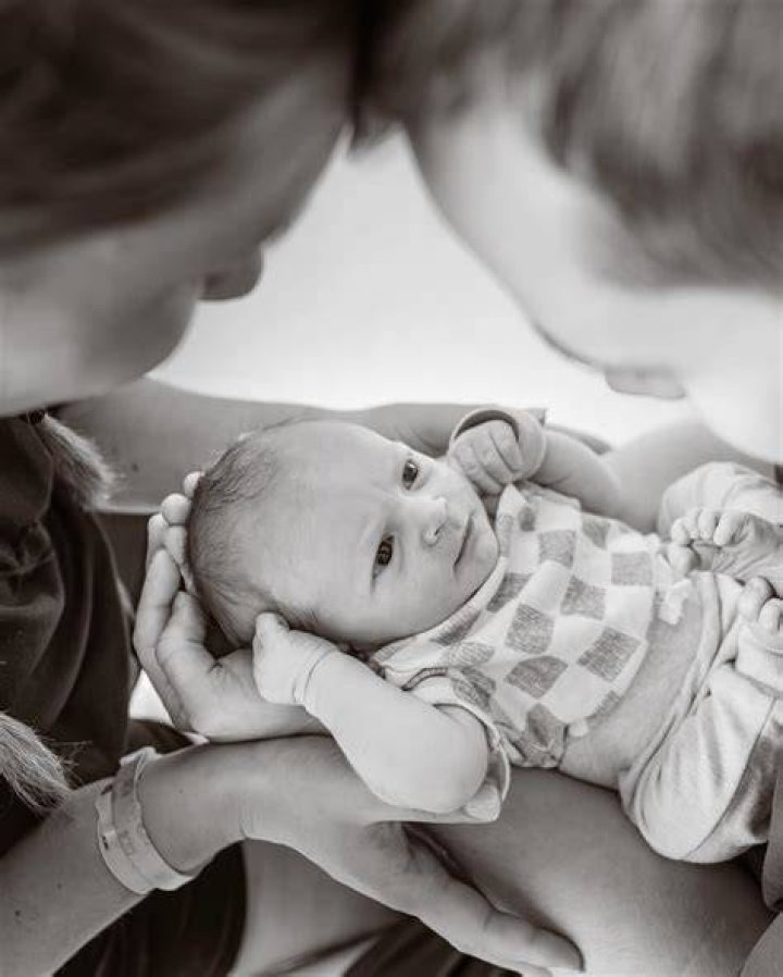 Chelsea Laden Baby Hillary Chelsea Clinton To Tell Unheralded Heroes