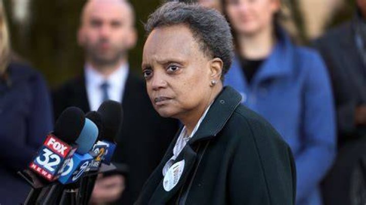 Chicago Mayor Lightfoot Defends ‘Tough Decisions’ Leading City Out of
