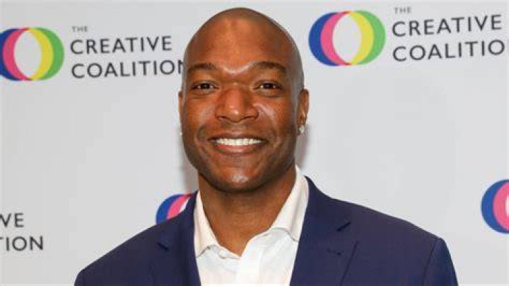 Chris Samuels Net Worth A Detailed Insight in 2023 VPN Sports