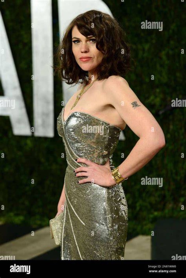 Clea DuVall Picture 30 2013 Vanity Fair Oscar Party Arrivals