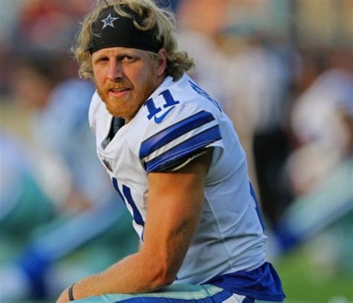 Cole Beasley Bio, Affair, Married, Wife, Net Worth, Age, Height