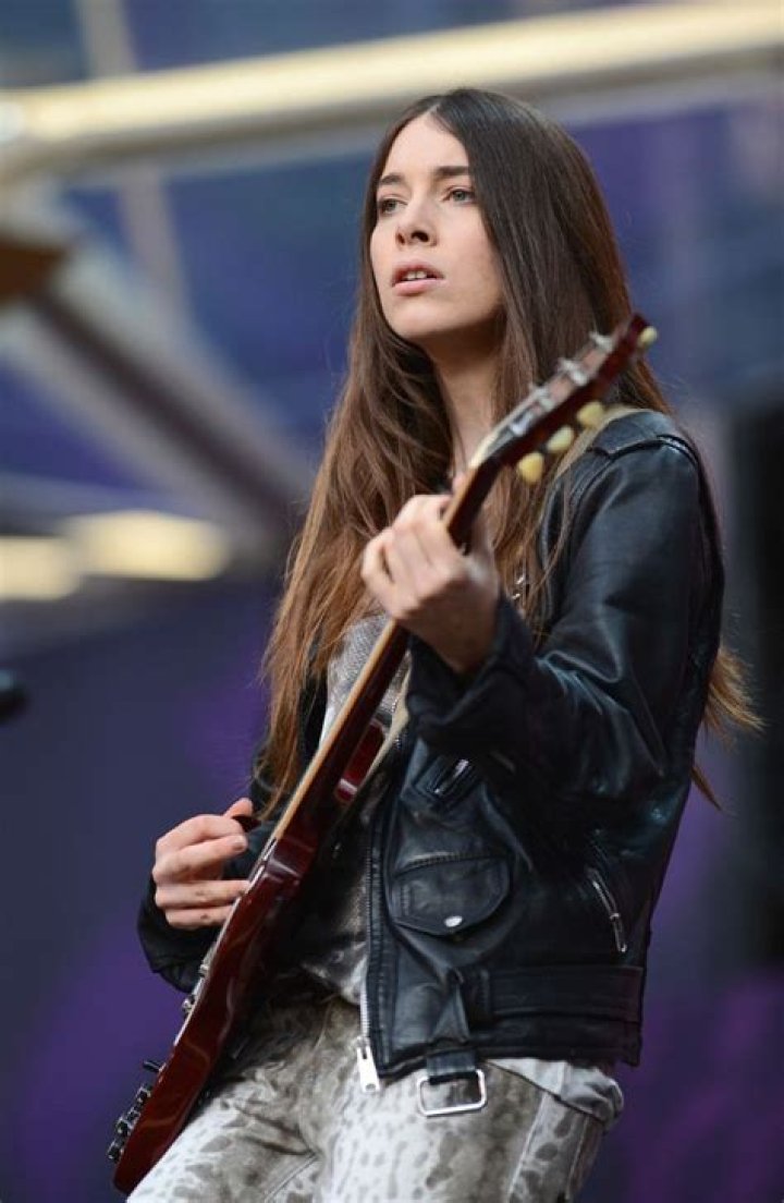 Danielle Haim Alchetron, The Free Social Encyclopedia