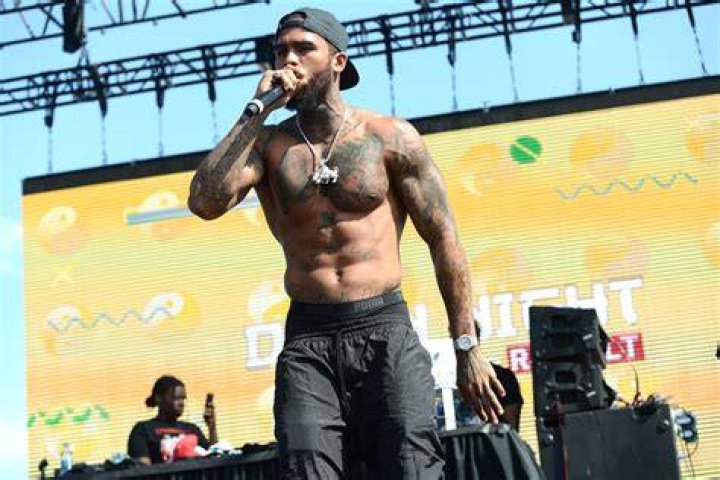Dave East Height Is He Taller Than The Game or 2 Chainz?