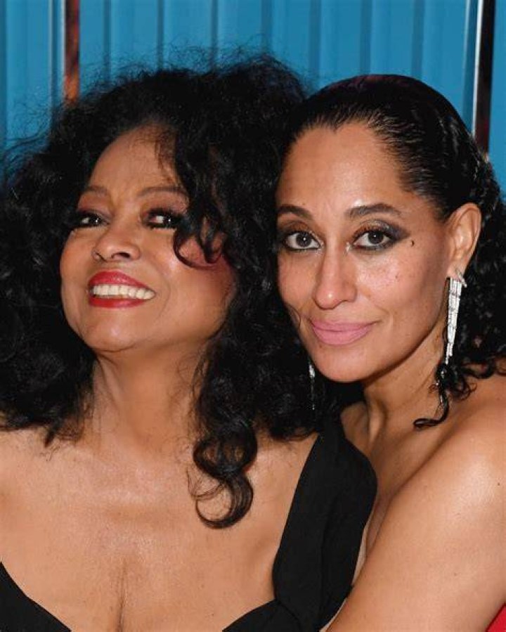 Diana Ross calls for end to criticism of Michael Jackson Michael