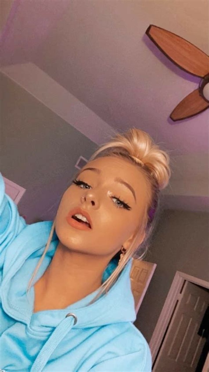 Did Zoe Laverne kiss a 13yearold? Celebrity.fm 1 Official Stars