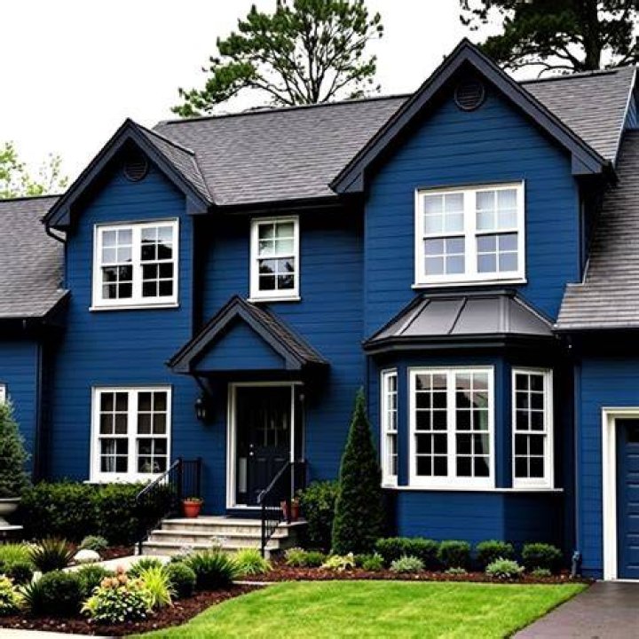 Discover Houses Painted Blue On The Enchanting Island Of Maui