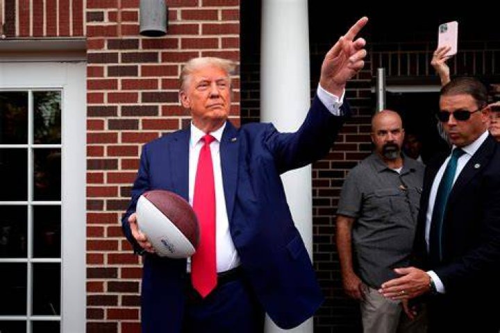 Donald Trump's Collegiate Achievement: Uncovering His GPA