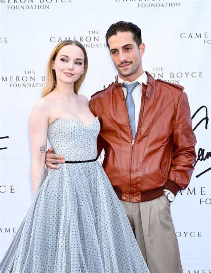 Dove Cameron and Her Boyfriend Did a Pretty Adorable Duet Teen Vogue