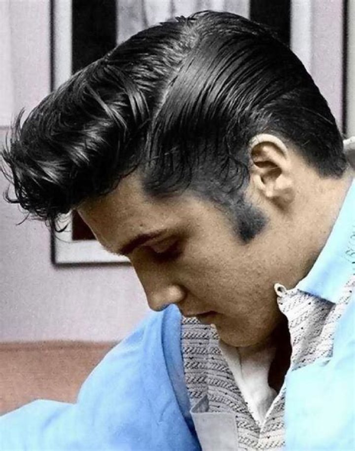 Elvis 244 Elvis presley pictures, Elvis presley hair, Elvis presley