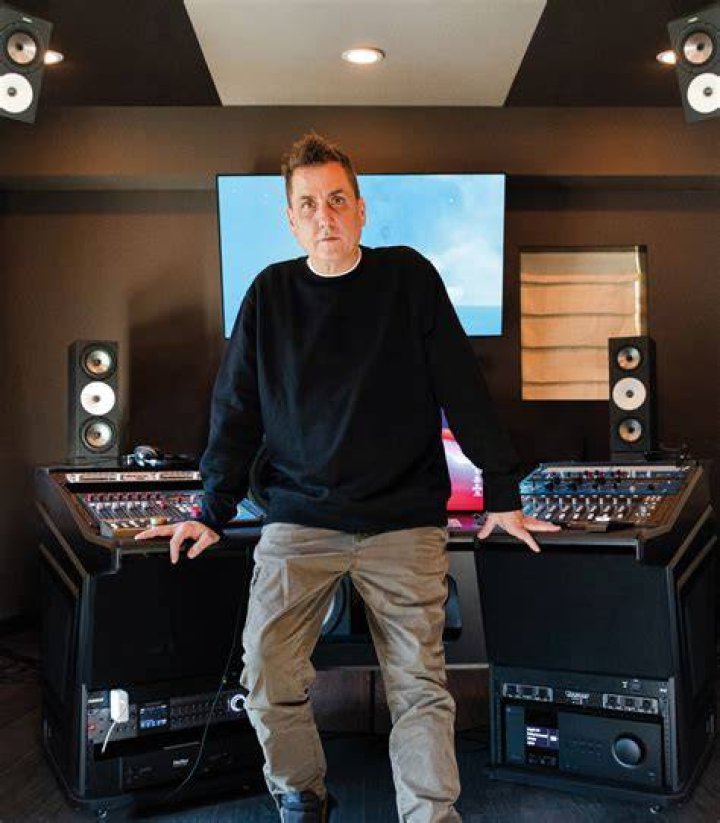 Extraordinary Music Mastermind: Mike Dean, The Renowned Music Producer