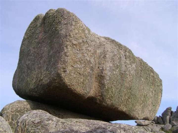 FileLogan Rock Treen closeup.jpg Wikipedia, the free encyclopedia