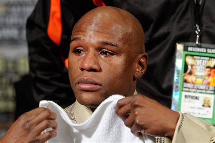 Floyd Mayweather: A Living Legend In Boxing