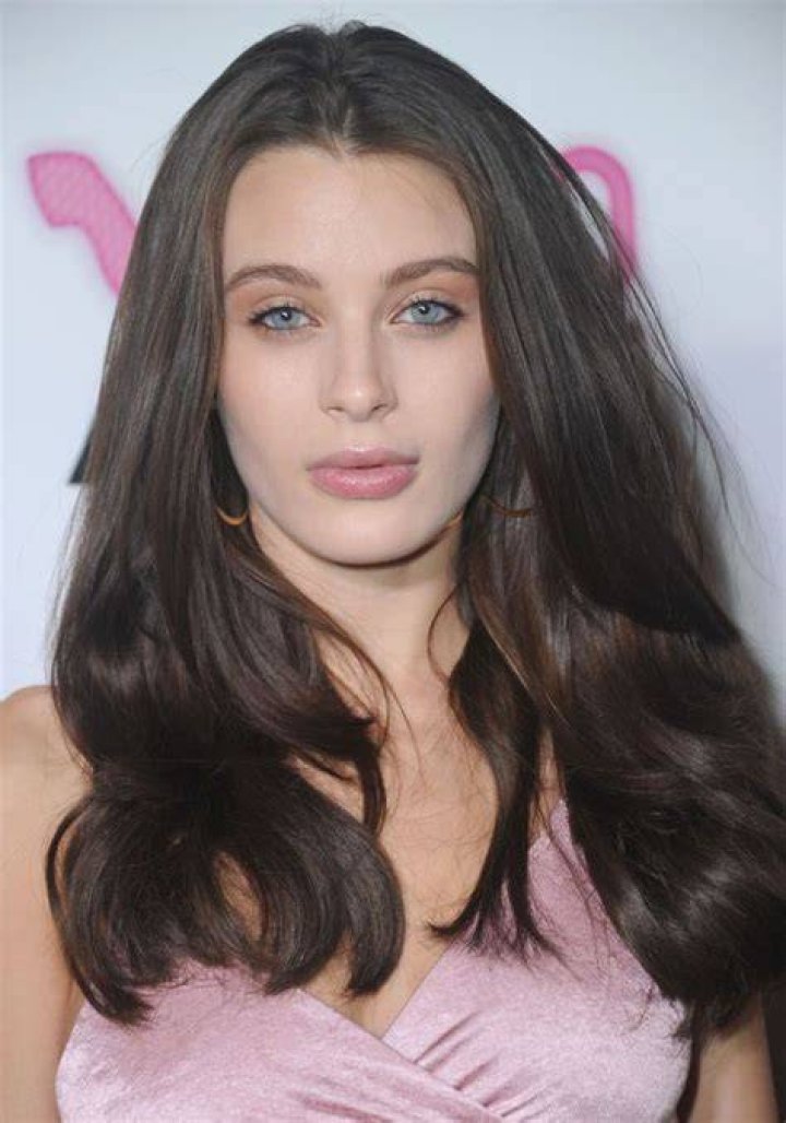 Former Adult Star Lana Rhoades Reveals Father of Her Child is An NBA