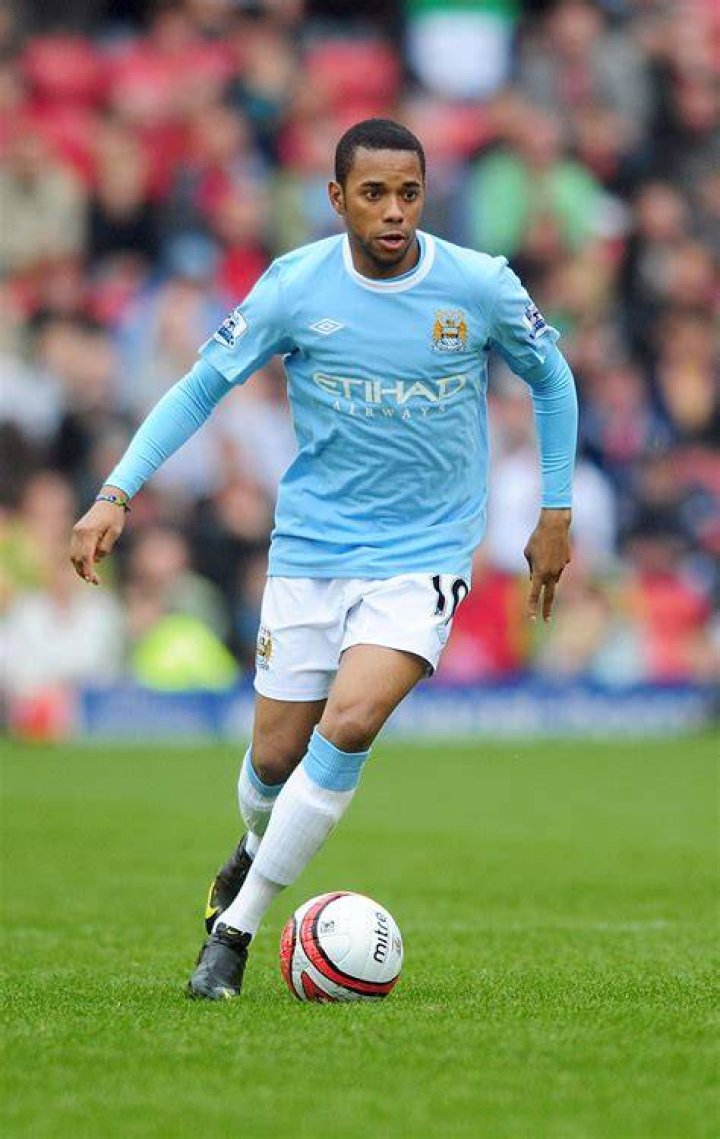 Former Man City star Robinho returns to Santos for FOURTH stint at
