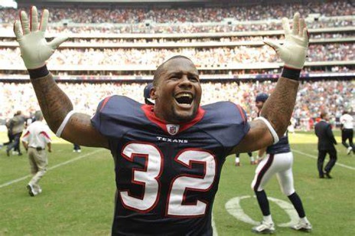 Former New York Giant Derrick Ward arrested under suspicion of multiple