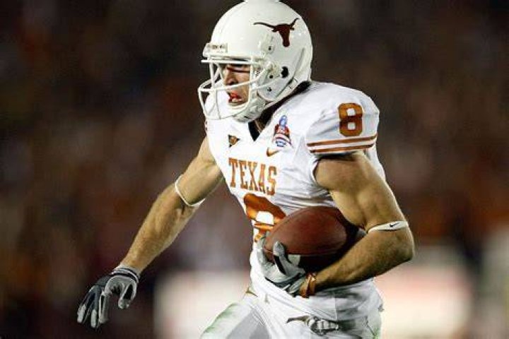 Former Texas college football star Zach Muckleroy and his two children