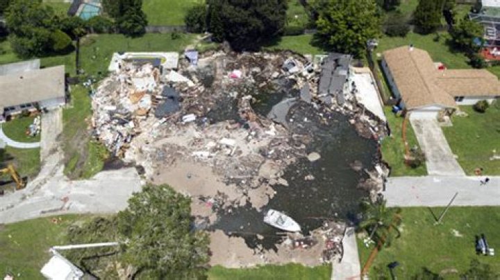 Geologists study massive Florida sinkhole AP News