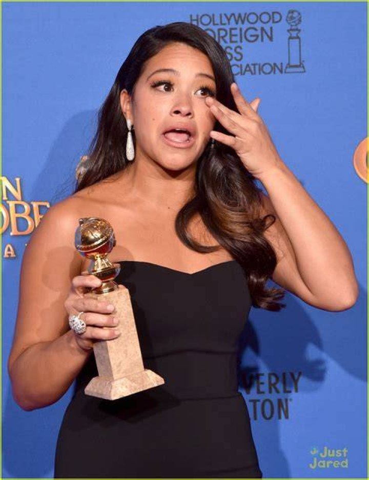Gina Rodriguez Shares Teary Moment With Sister Ivelisse After Golden