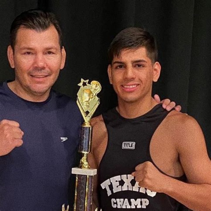 Giovanni M&aacute;rquez wins pro debut BoxingTalk